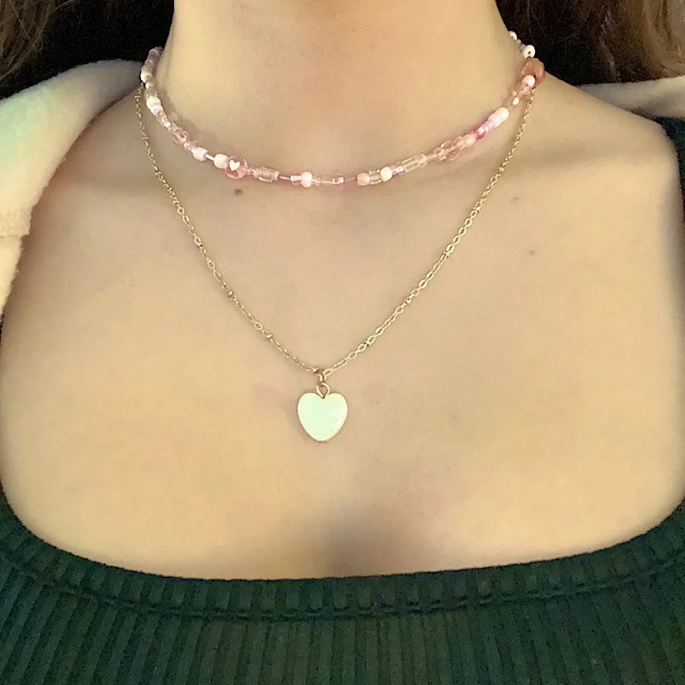 Pink beaded necklace - Picture 1 of 11